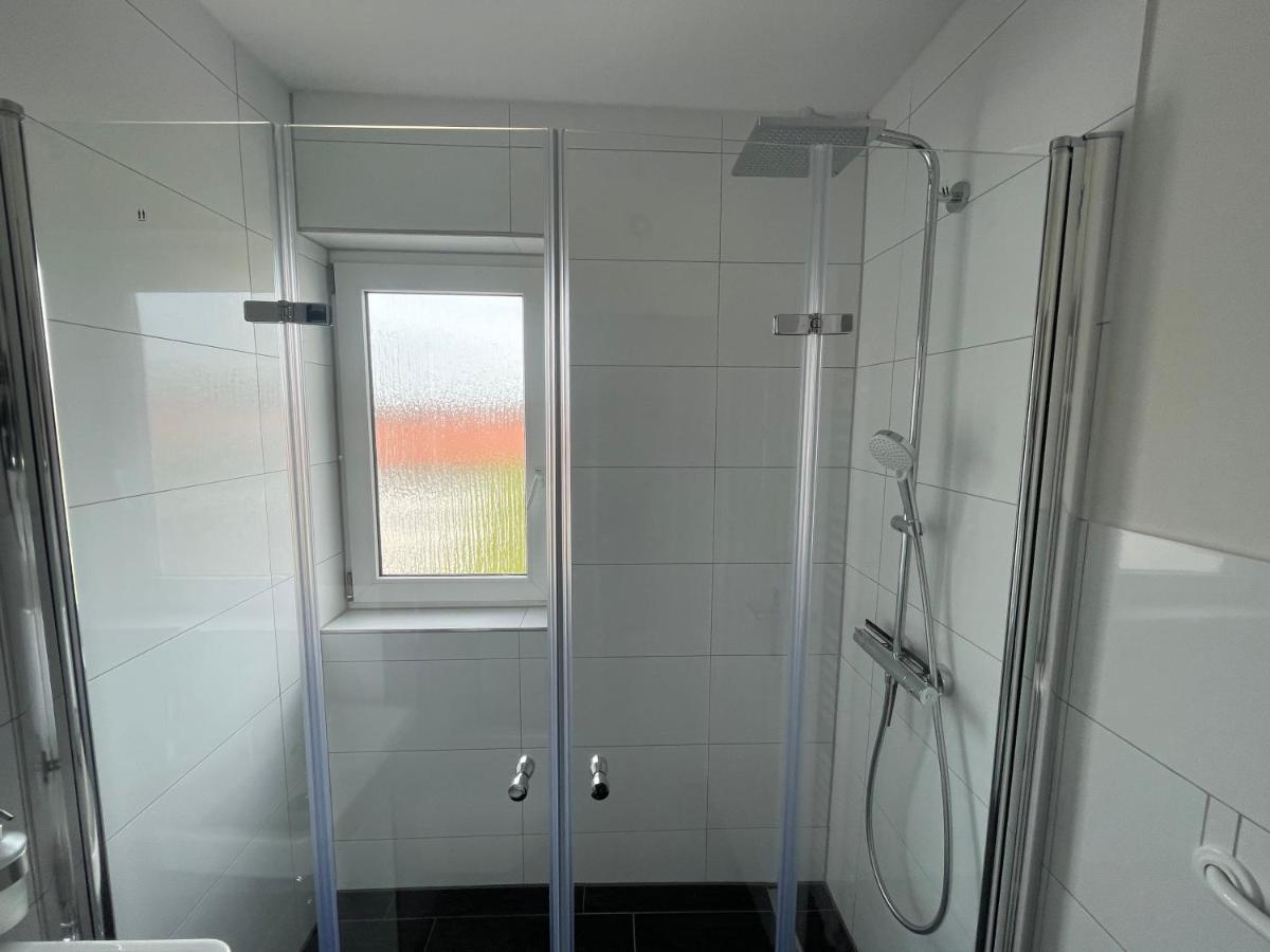Perfekte 1,5 Wohnung Zentral In Leonberg Gegenueber Einkaufzentrum エクステリア 写真